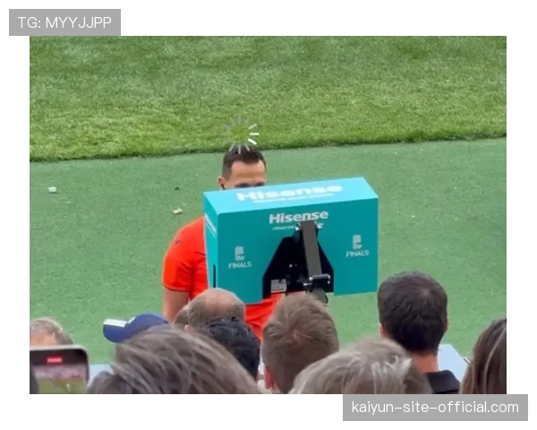 VAR争议与裁判尺度问题 或成争冠白热化阶段关键变量