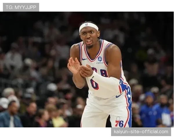 76人马克西伤缺后场组织受阻，哈里斯需提升持球进攻分担压力