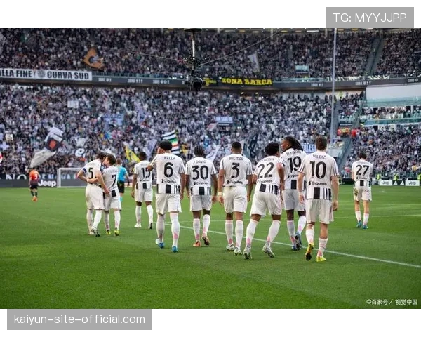 皇马后腰位置保护不够 赫罗纳轻松通过中场组织进攻